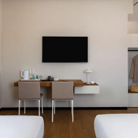 Western Carolus Park Hotel 4*